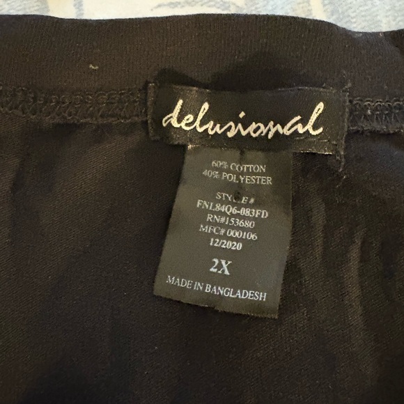 Black Graphic Tee with White Script - Picture 2 of 4